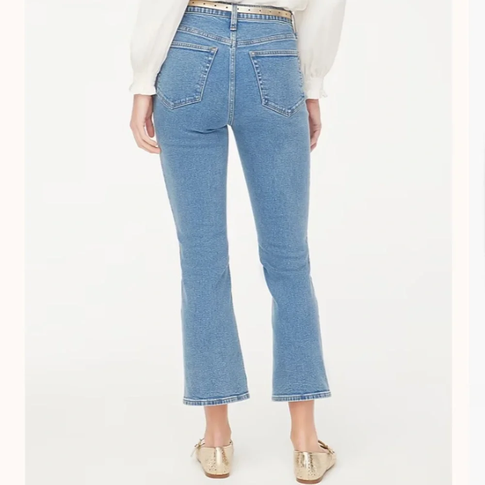 NWT J.Crew Light Blue Mid Rise Flare Crop Jeans All Day Stretch - Picture 3 of 9